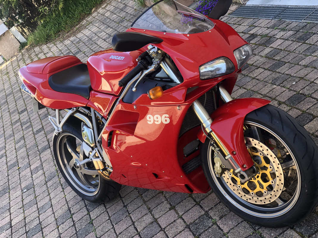 6D82B4BB-725B-4EDA-B397-3377ED35FB0E