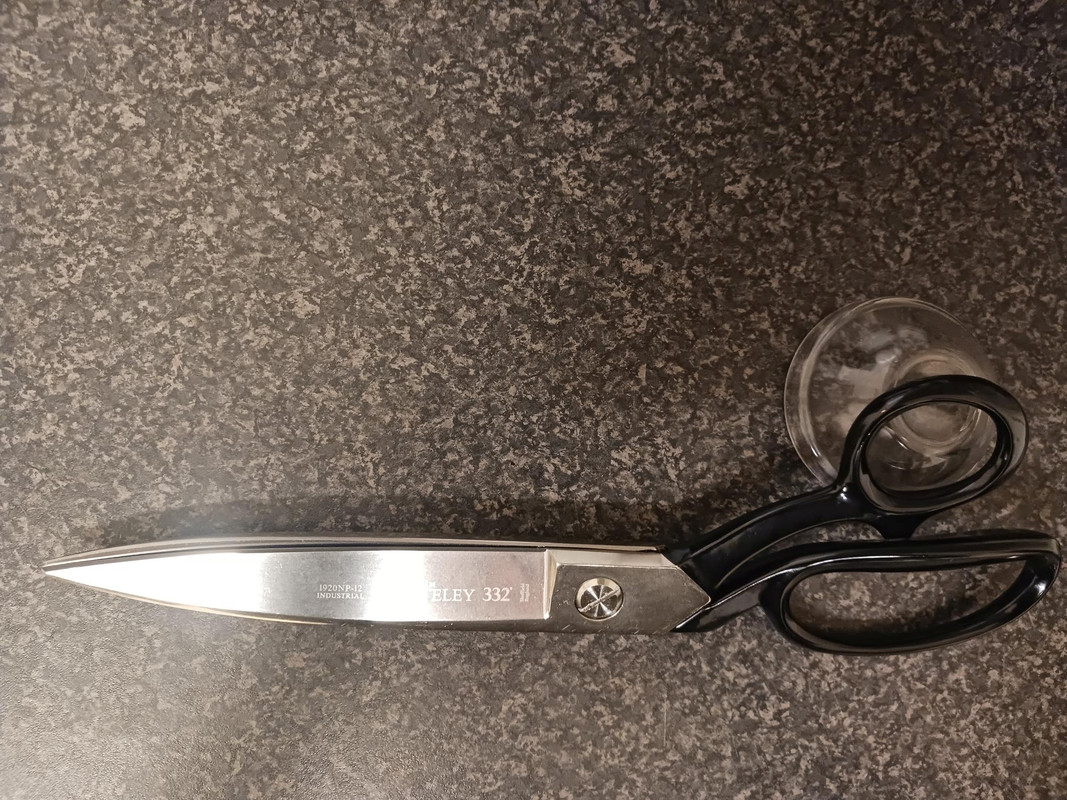 Scissors. ?  Kitchen Knife Forums