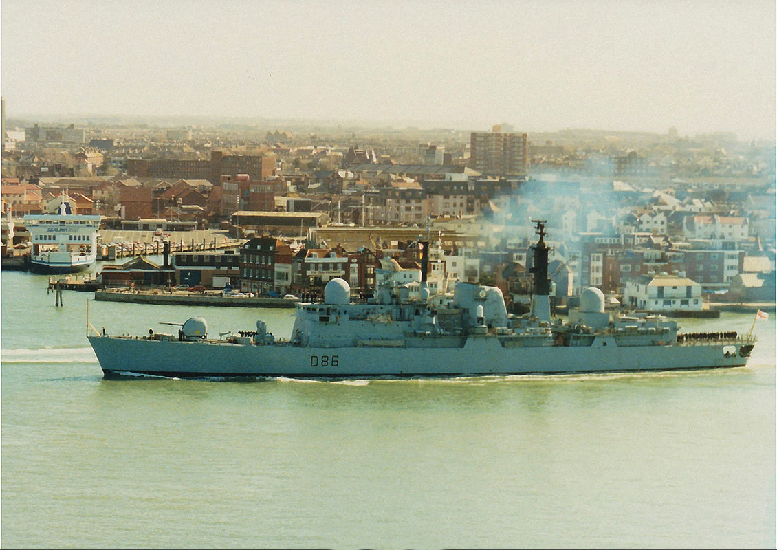 Birmingham (D.86)-25