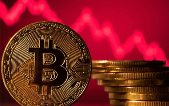 article imageАнализ цены биткоина. Трейдеры на грани