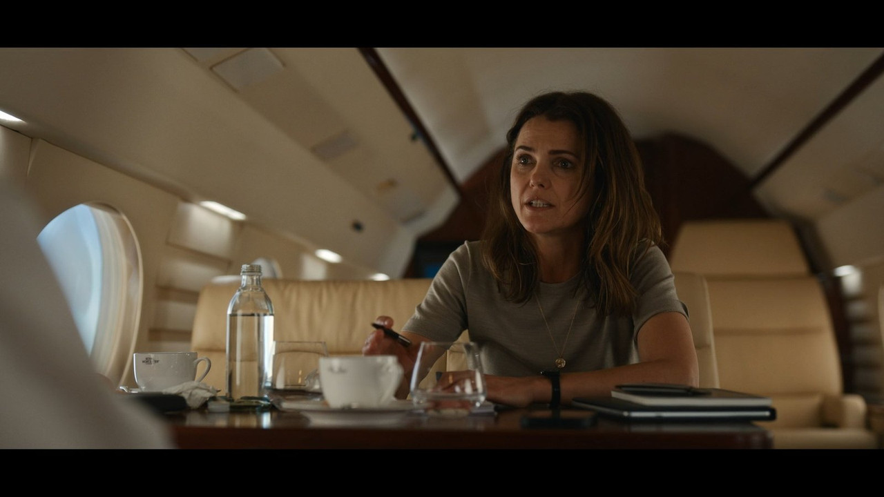 The Diplomat_S01E01_The Cinderella Thing 2023 NF 1080p WEB DDP x264-LKvi.mkv_snapshot_05.56.583