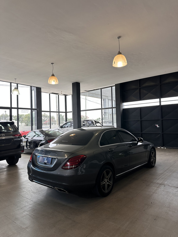 Mercedes Benz C250 - 6