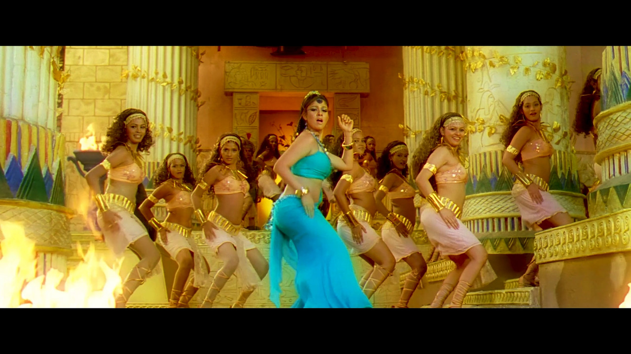 Nayanthara Hot Song 02 From Kuselan 2008 4k.mp4_snapshot_03.38_[2020.12.02_22.29.12]