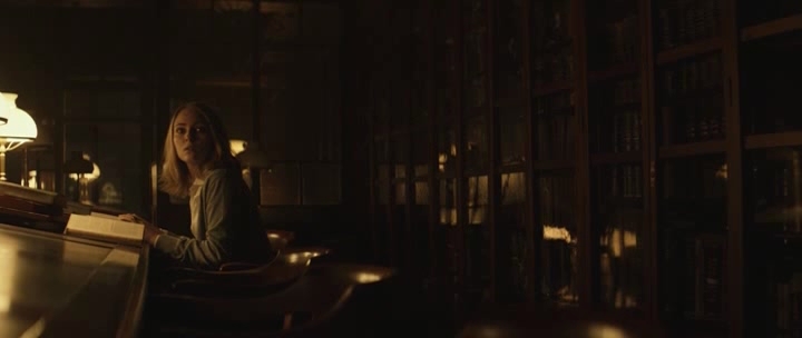 Dark.Hall.2018.iTALiAN.Subbed.HDRiP.XViD.NeWZoNe.avi_snapshot_00