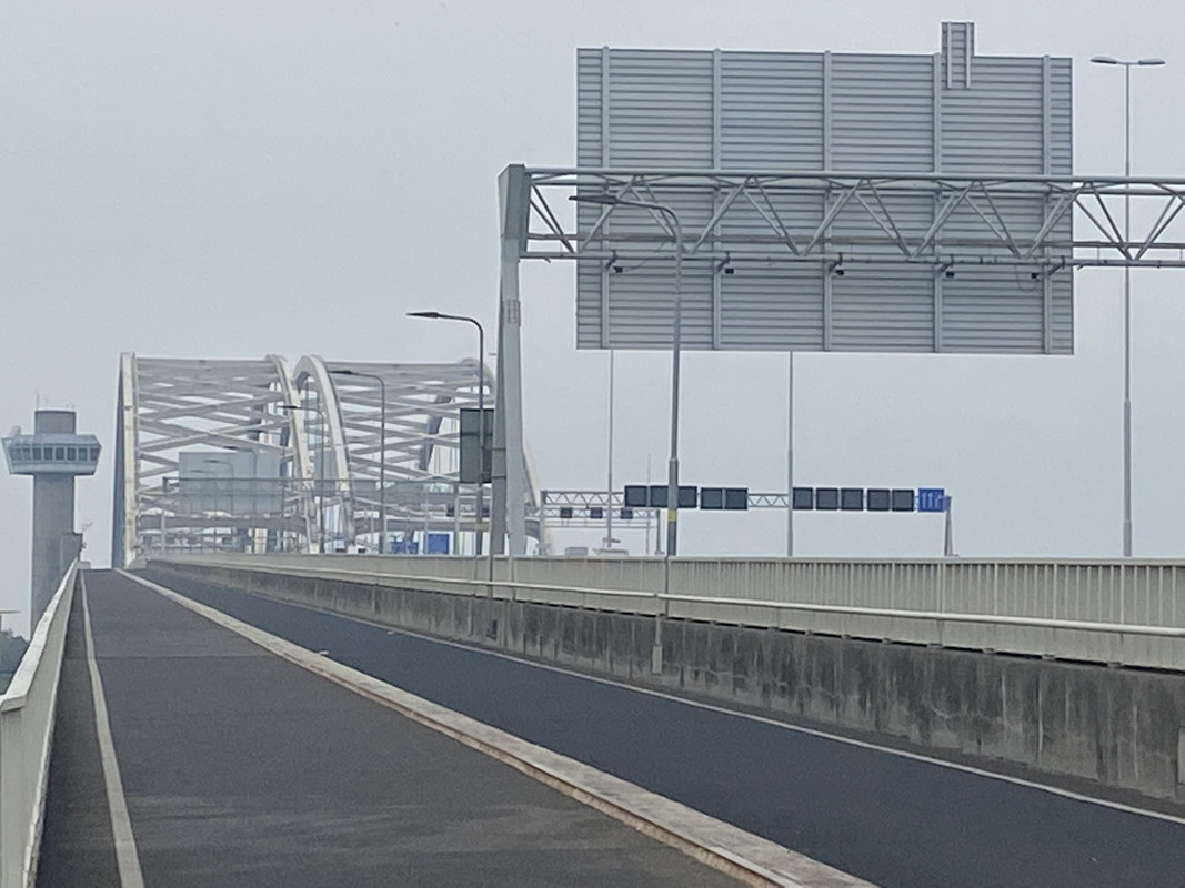 18DABA09-A1BF-41E4-9883-88D4D8678E2E