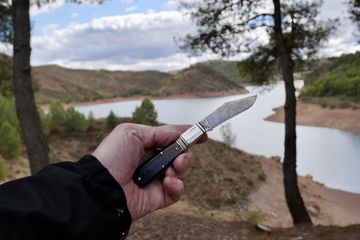 902D3CC2-37C5-4323-BD62-1CE6C7A5AF78