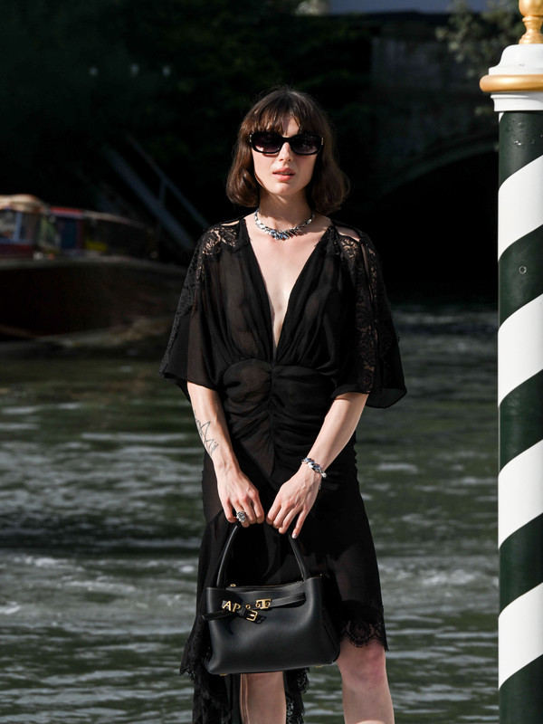 Alice Pagani See Through83rd VFF48