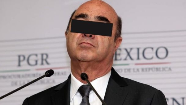 Vinculan a proceso a Jesús Murillo Karam por desaparición y tortura en el caso Ayotzinapa