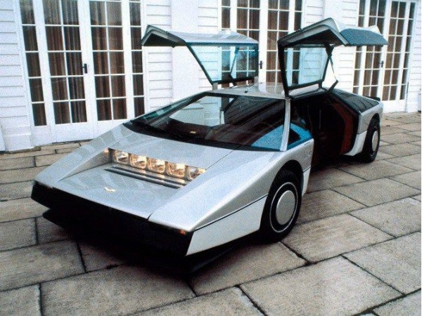 aston-martin-bulldog-foto-3