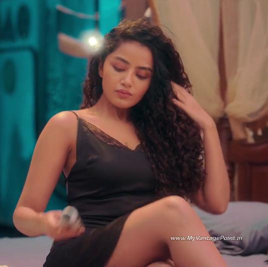 95-Anupama-Parameswaran-as-Lilly-Joseph-in-the-movie-Tillu-Square-2024