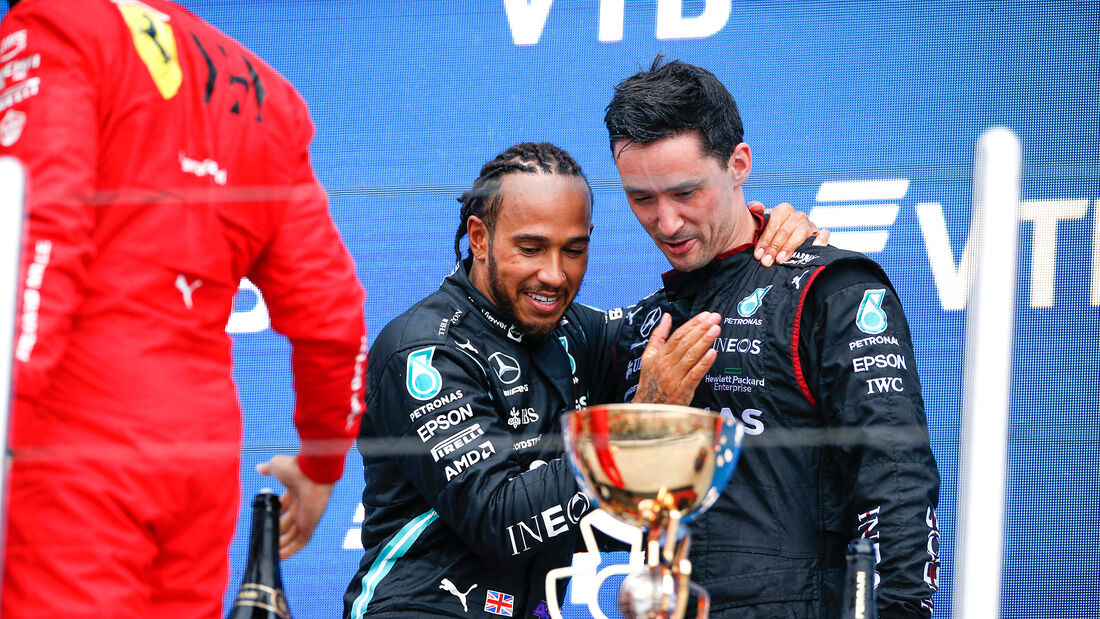 [Imagen: Lewis-Hamilton-Mercedes-GP-Russland-2021...835624.jpg]