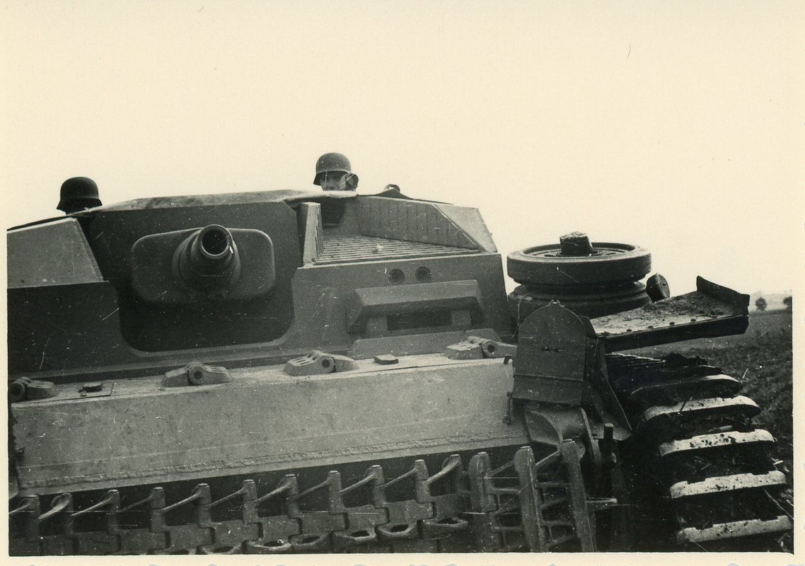 StuG Sturmgeschütz Tank Panzerjäger Foto