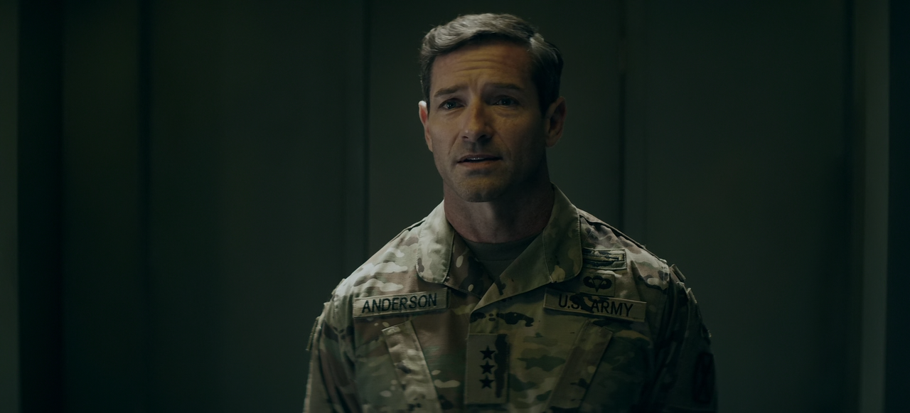 Superman.&.Lois.S02E01.What.Lies.Beneath.1080p.10bit.AMZN.WEB-DL.DDP5.1.HEVC-Vyndros.mkv_snapshot_33