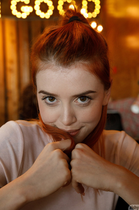 full_017_1202181151200542