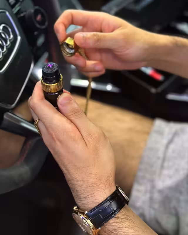 失业两年，我用AI做出了一把火花塞打火机