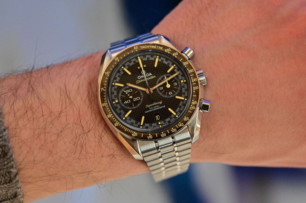 Omega-Speedmaster-Super-Racing-New-Spirate-System-Fine-Tuning-hands-on-review-14