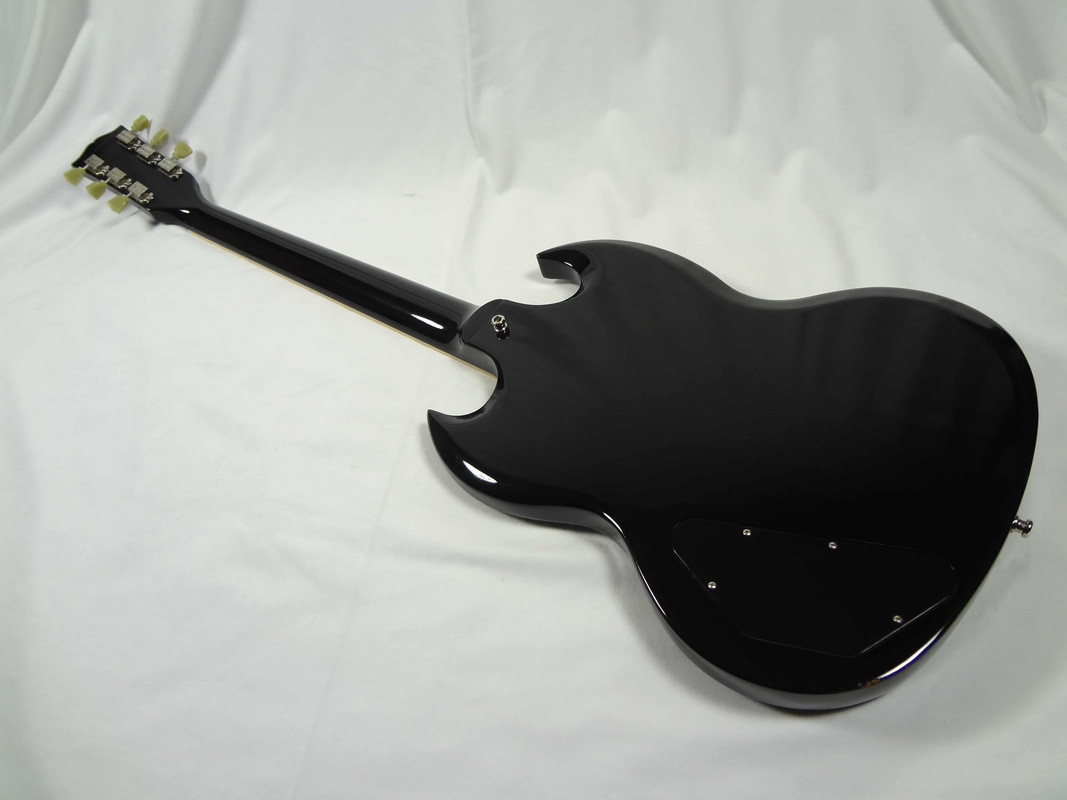 FGM049