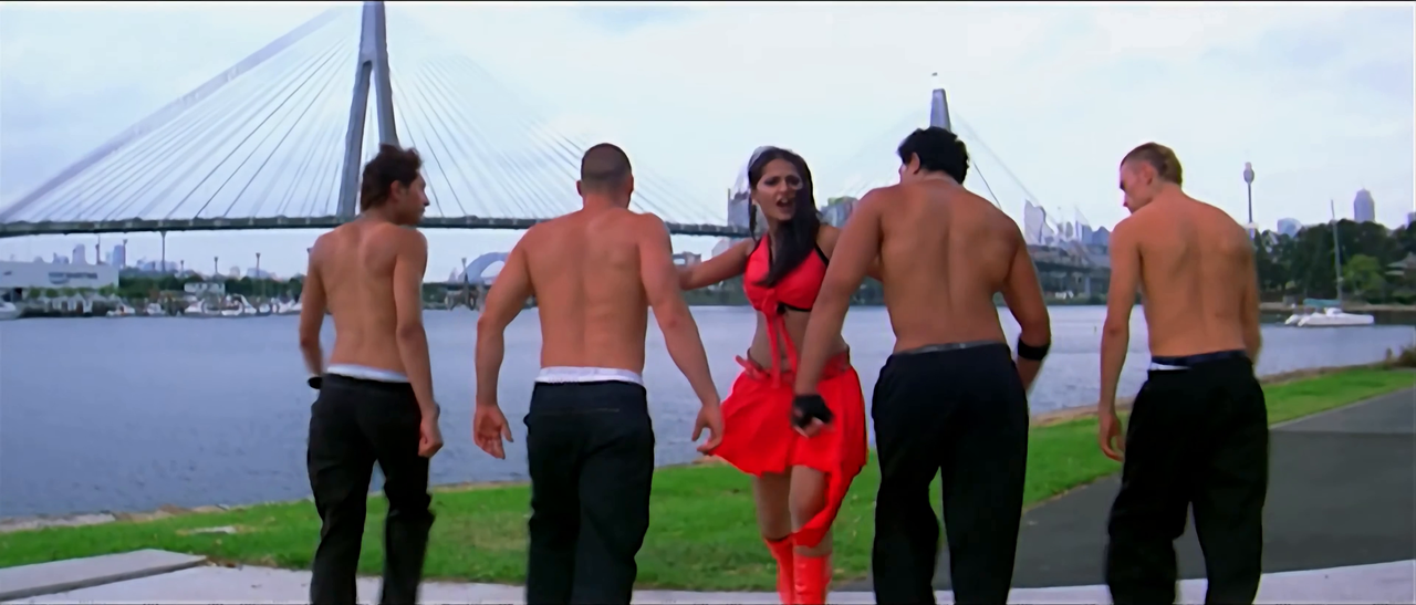 Anushka Shetty Title 4K Song from Okka Magadu2025-04-24 18-31-34-694-179