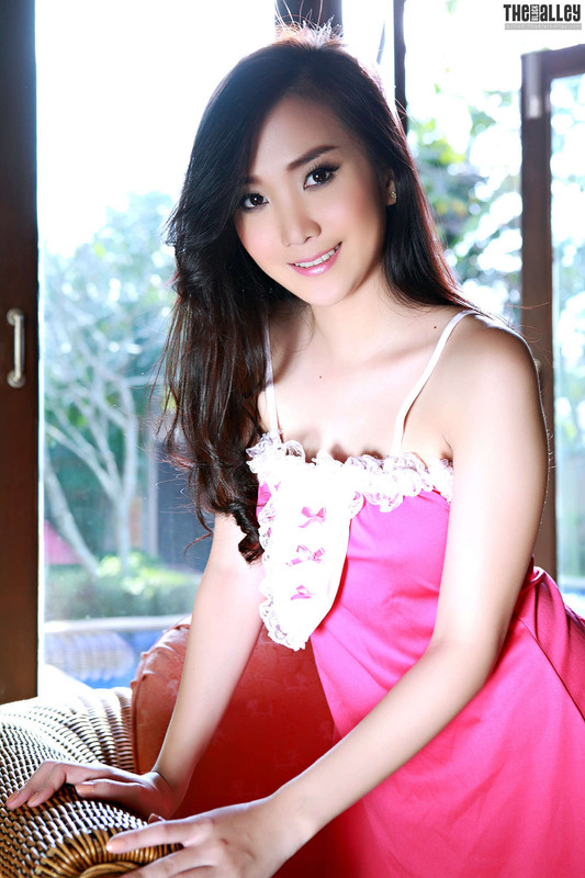 lolita-cheng-820007