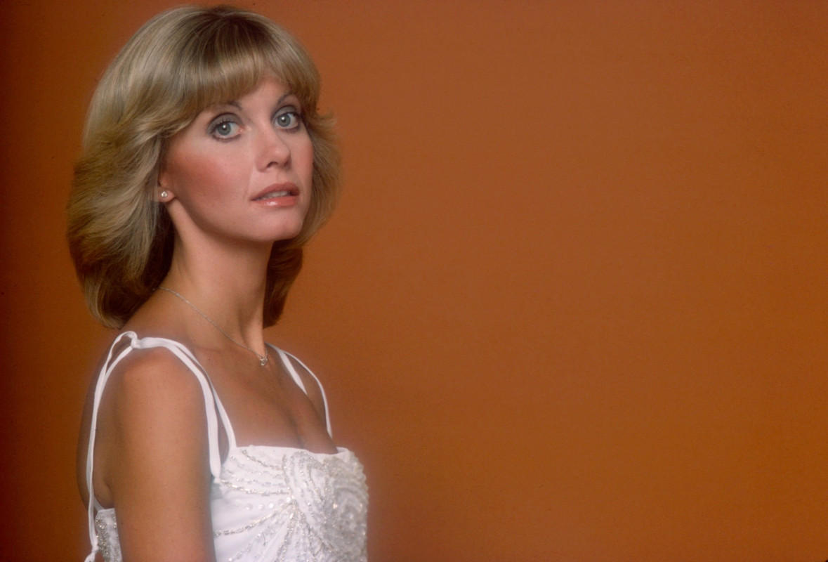 OliviaNewtonJohnon_me04