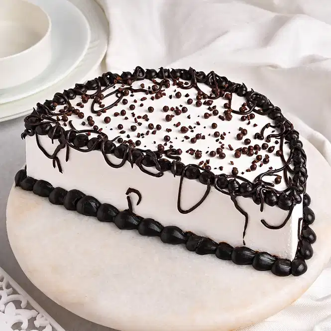 half heavenly black forest cake599