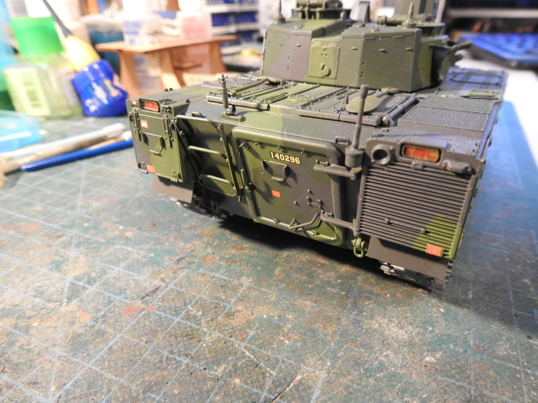 CV9040B Hobbyboss 1/35 - Sida 2 DSCN5616