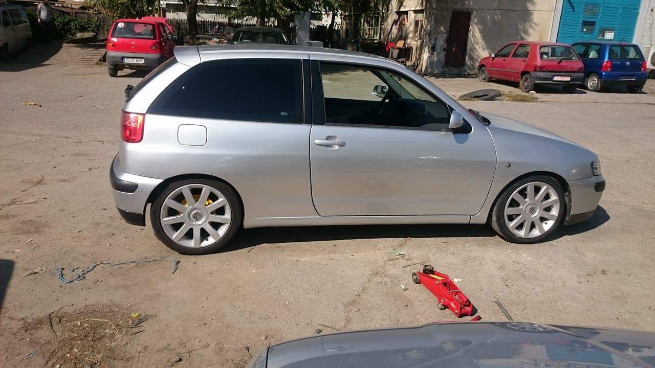 received_1434447760003117