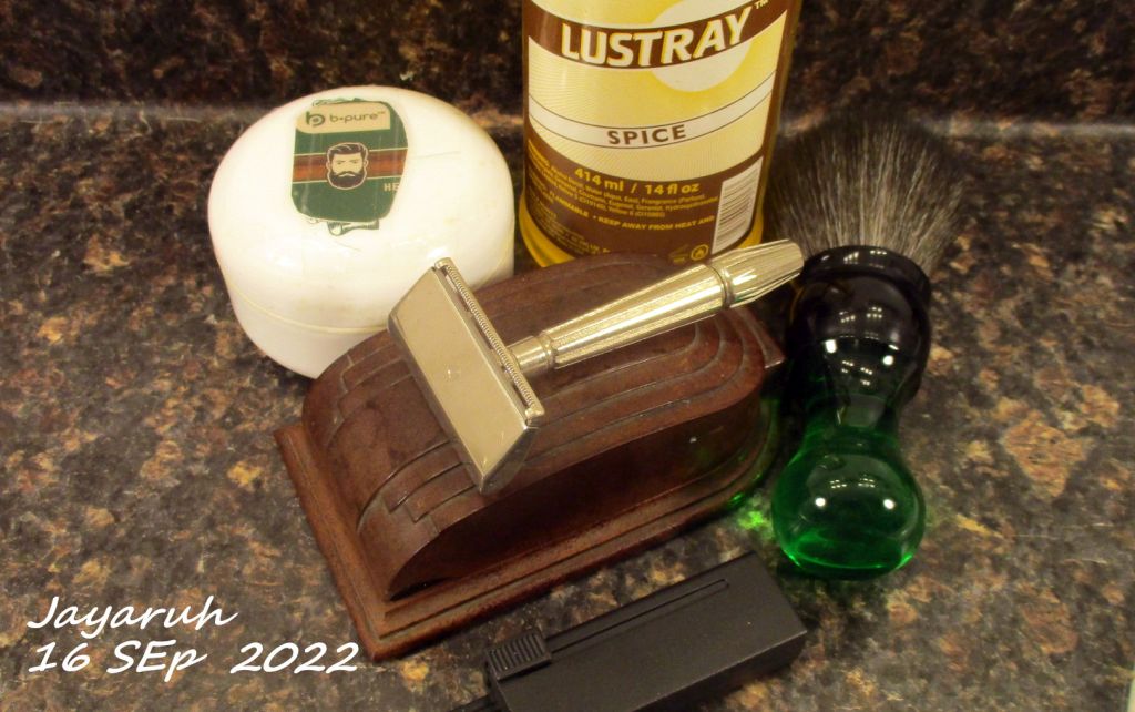 [Image: sos220916.jpg]