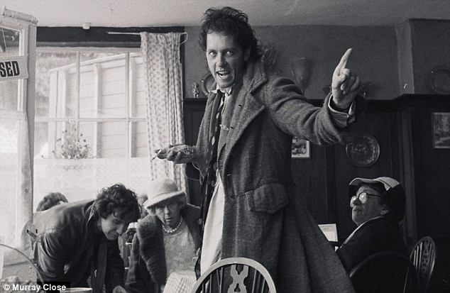 withnail article-1162915-03E1A7C8000005DC-956_634x413