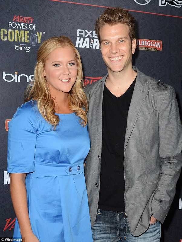 Anthony Jeselnik 2024 dating, net worth, tattoos, smoking & body facts