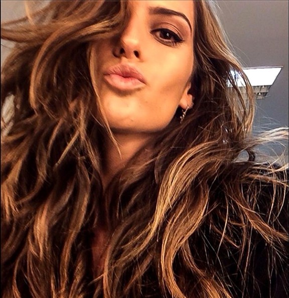 Izabel Goulart