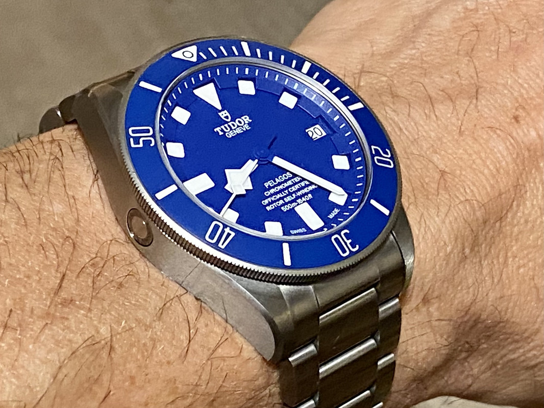 DEE54926-03C7-4BCE-A808-433103B6C0CE