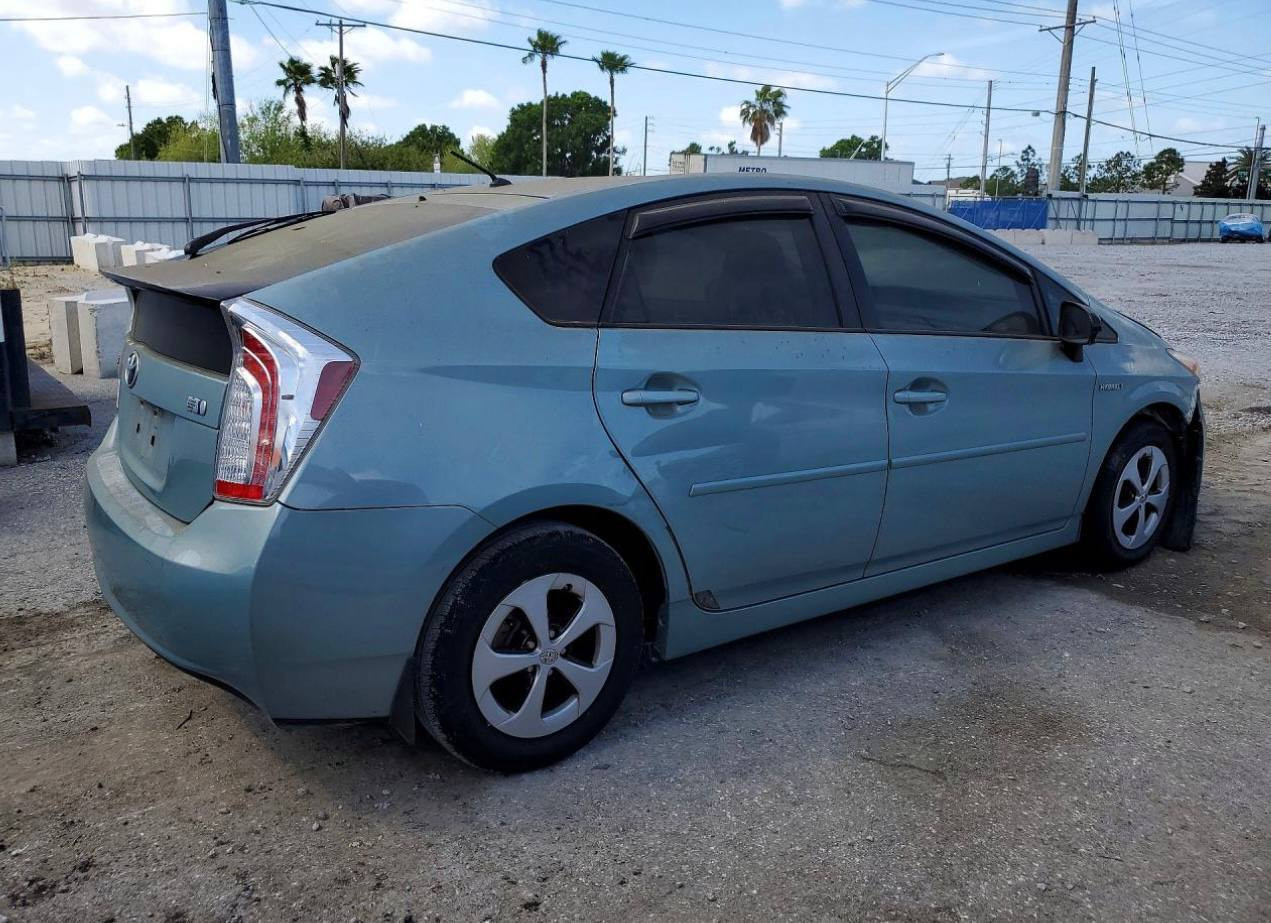 Toyota PRIUS TWO