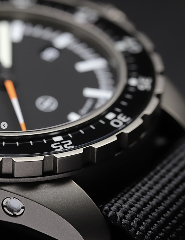 CF63D31B-C00F-4396-A777-0E8EAE821279