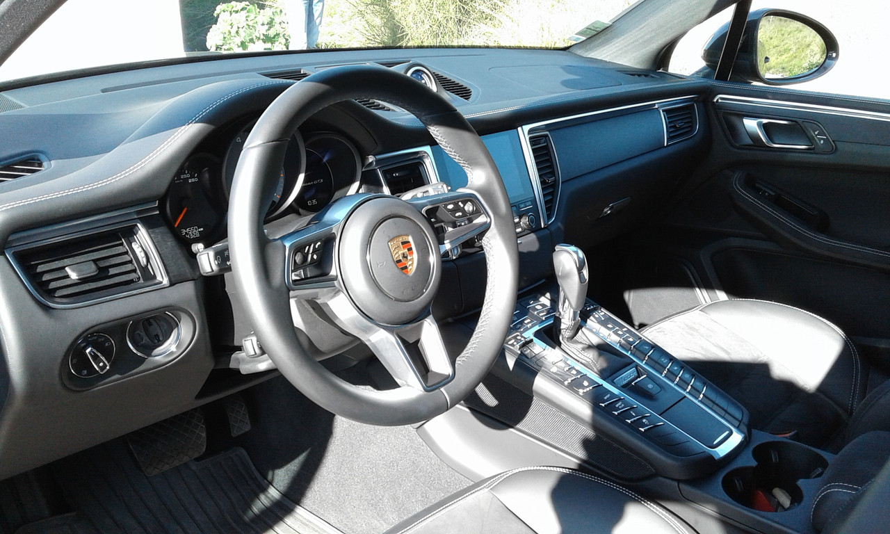 Porsche Macan GTS 2017. (21)