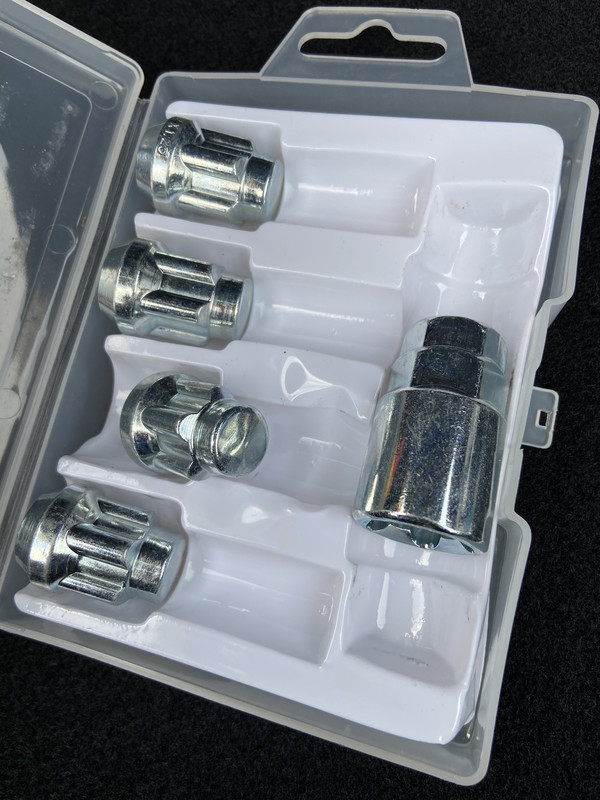 E72AB279-C1AD-4926-9B5C-0A9EB55E249F