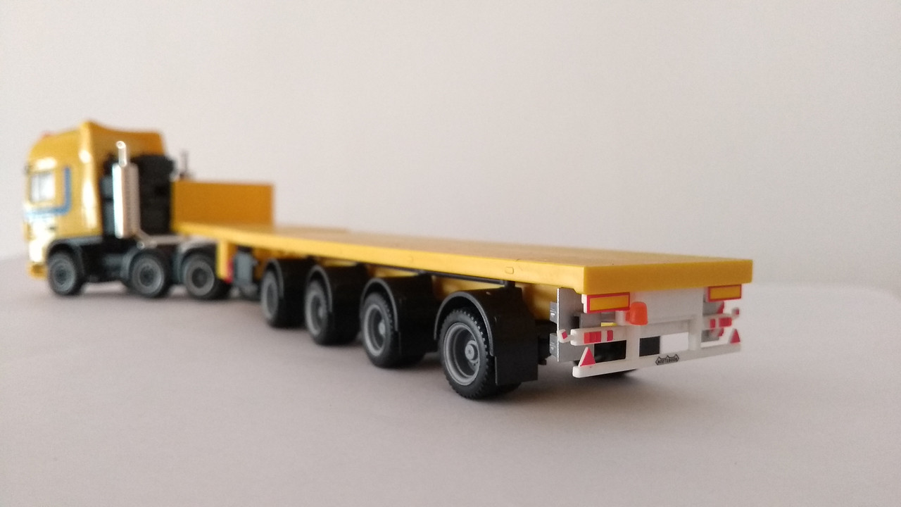 Macht (8130)