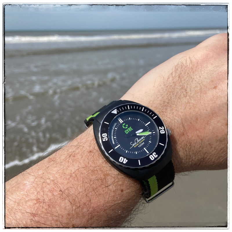 51D7B102-E009-4D23-866D-D60F9722E6B8