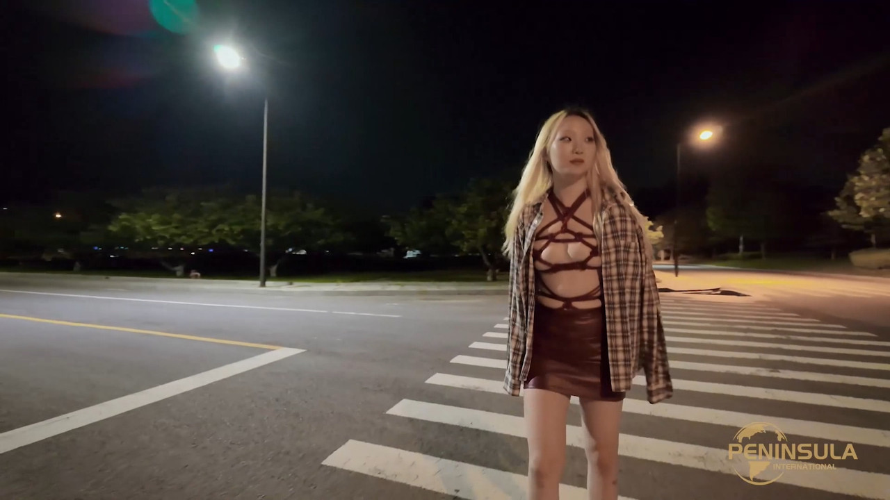 半岛束艺台 小胆木兰首次外出 木兰.mkv_20240930_130153.949