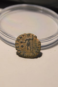AE4 de Constancio II.  SPES REI - PVPLICE. Emperador estante a izq. Tesalonica 344