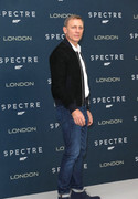 Daniel-Craig-Spectre-London-Photocall-Fashion-Tom-Lorenzo-Site-5.jpg