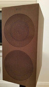 KEF R3 front