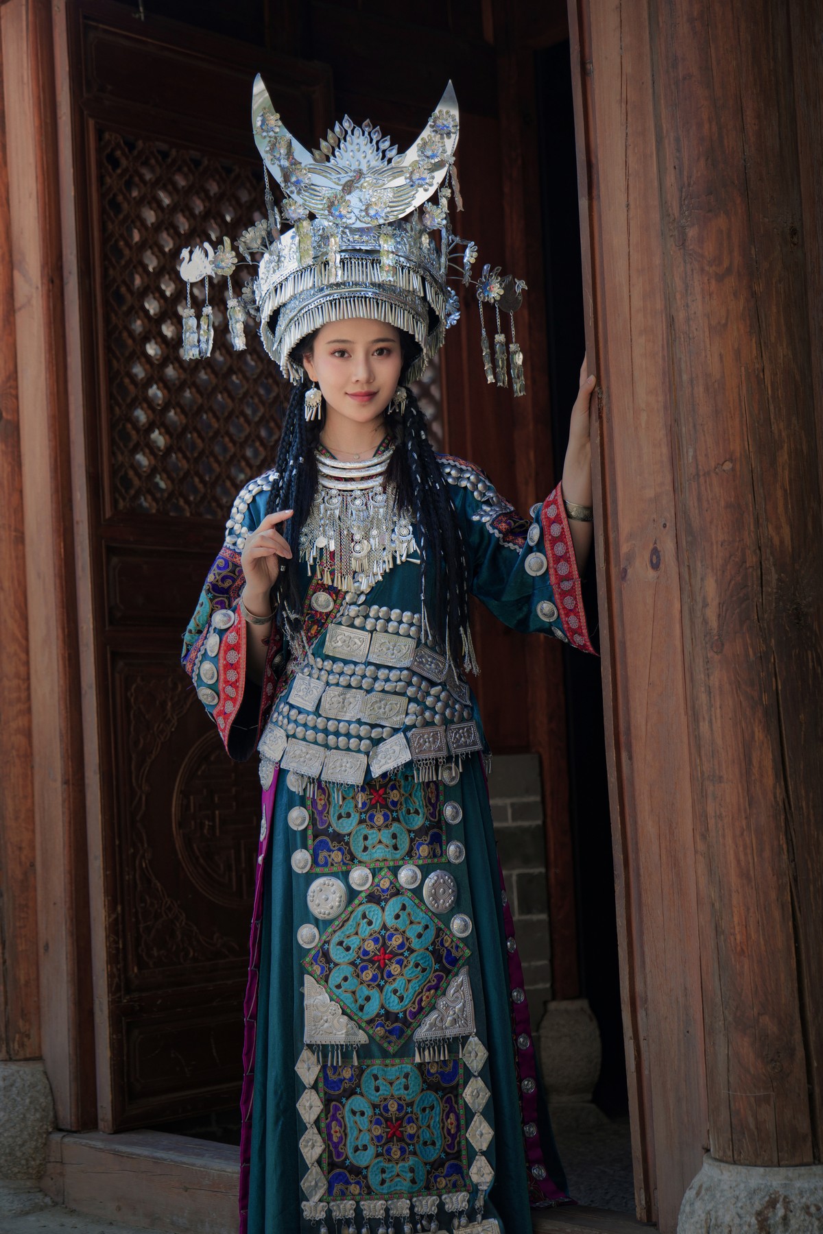 年年nnian 苗疆少女写真 民族风情Cosplay图集插图6