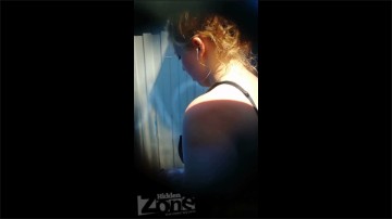[Image: Voyeur33385151425.jpg]