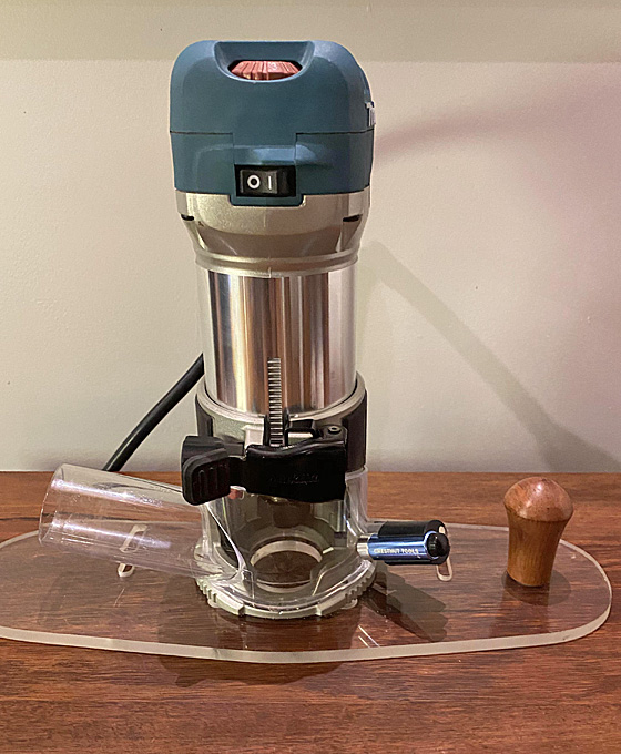 Bosch colt router dust collection hot sale