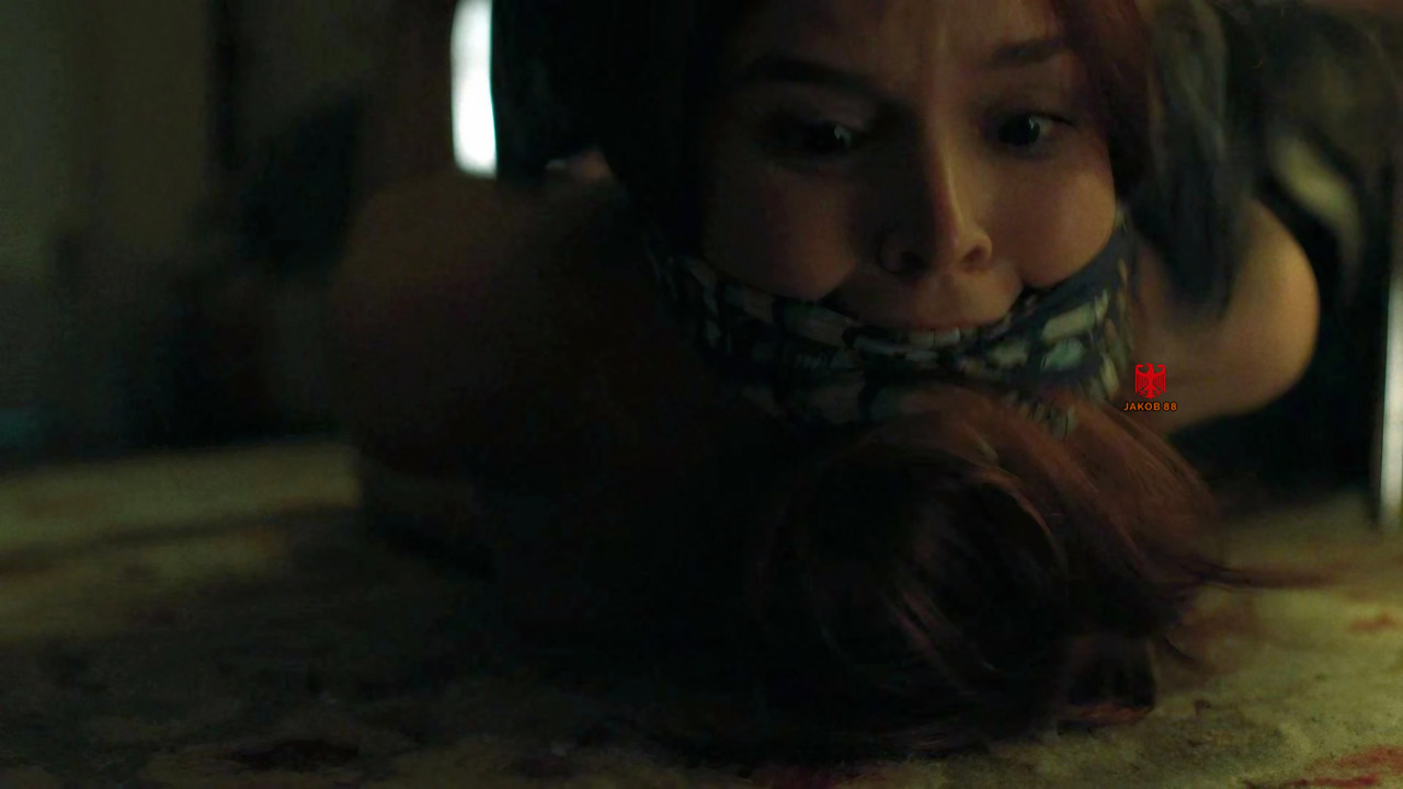 Emily Tyra - Flesh and Bone S01E04