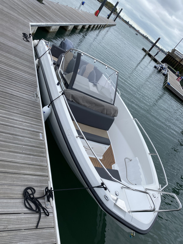 CB1C5261-6786-42BE-A09D-BB065C58A5E7