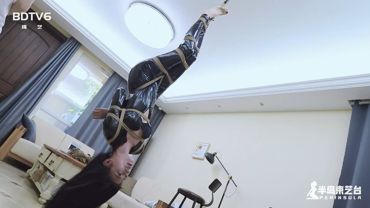 半岛束艺 一个人的沙滩最热闹~海语.mp4_20231029_131822.351