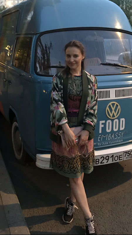 3BA5B400-F555-40C2-8DF1-703E3F4249E9