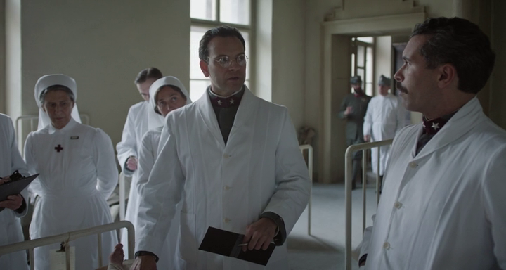 vlcsnap-2024-12-13-23h19m30s928